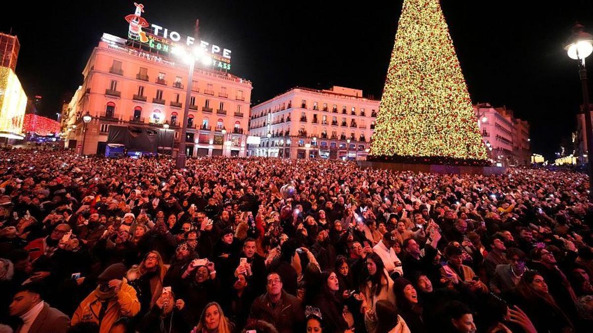 La Puerta del Sol de Madrid, centro neurálgico televisivo del cambio de año.