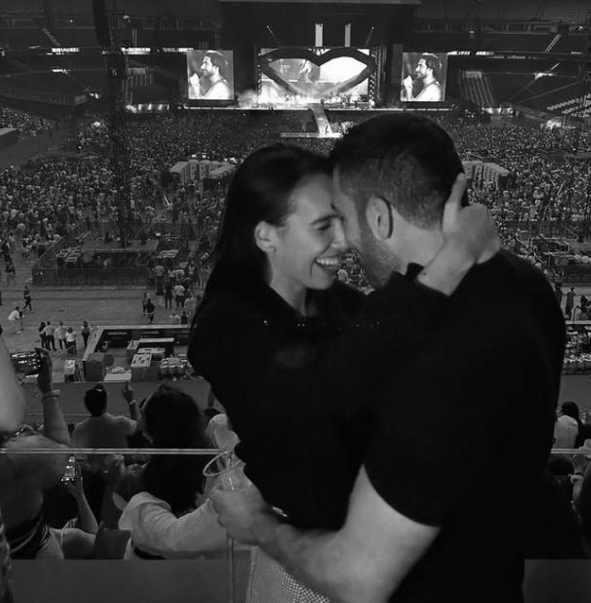 El actor y su última pareja: Rebeca Toribio