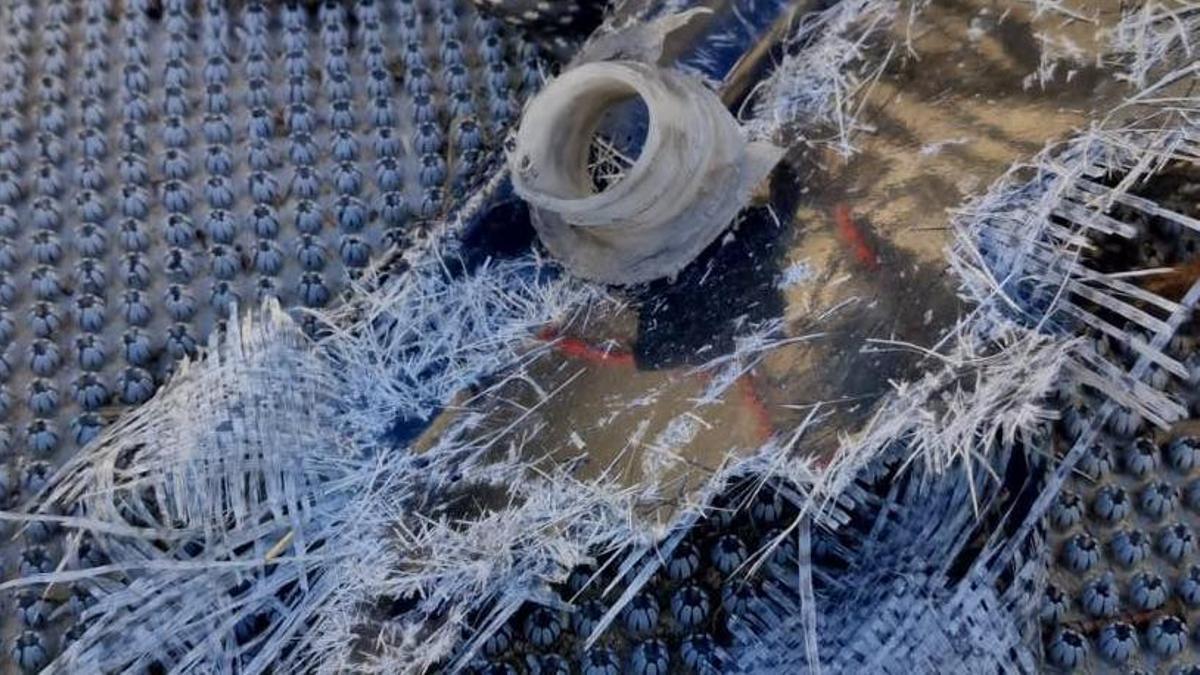 Restos de un dron recuperados de un lago de Letonia