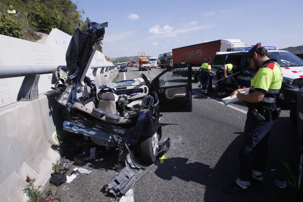 Accident de trànsit a l'AP-7 a Sarrià de Ter