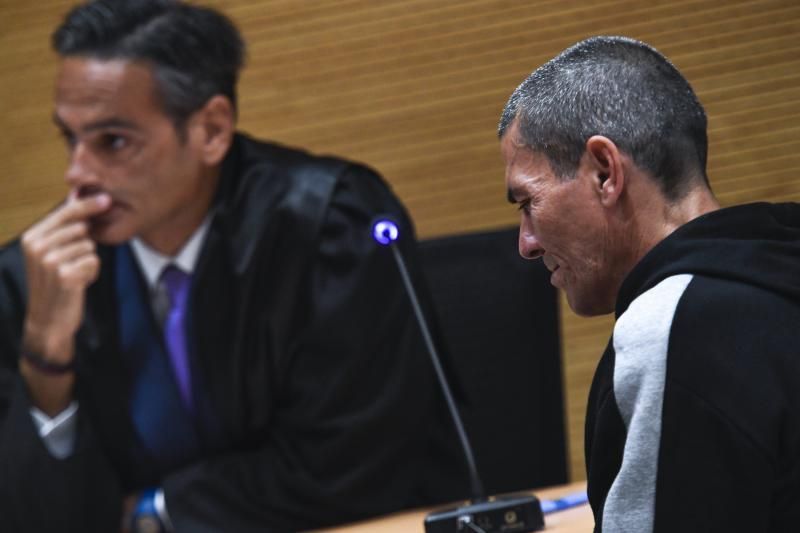 04-11-19 LAS PALMAS DE GRAN CANARIA. CIUDAD DE LA JUSTICIA. LAS PALMAS DE GRAN CANARIA. Juicio contra un hombre que mató a su sobrino en Puerto del Rosario.   Fotos: Juan Castro.  | 04/11/2019 | Fotógrafo: Juan Carlos Castro