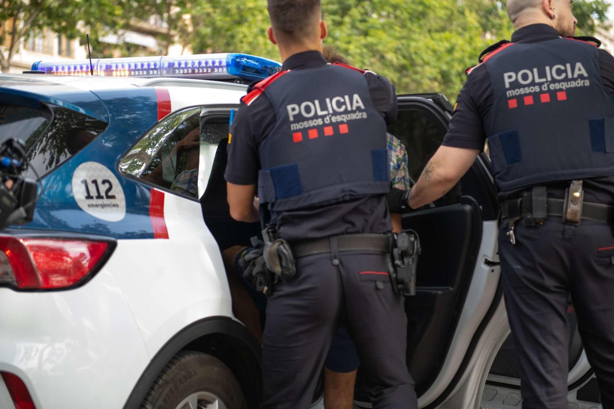 Imagen de archivo de una detención por parte de los Mossos d'Esquadra