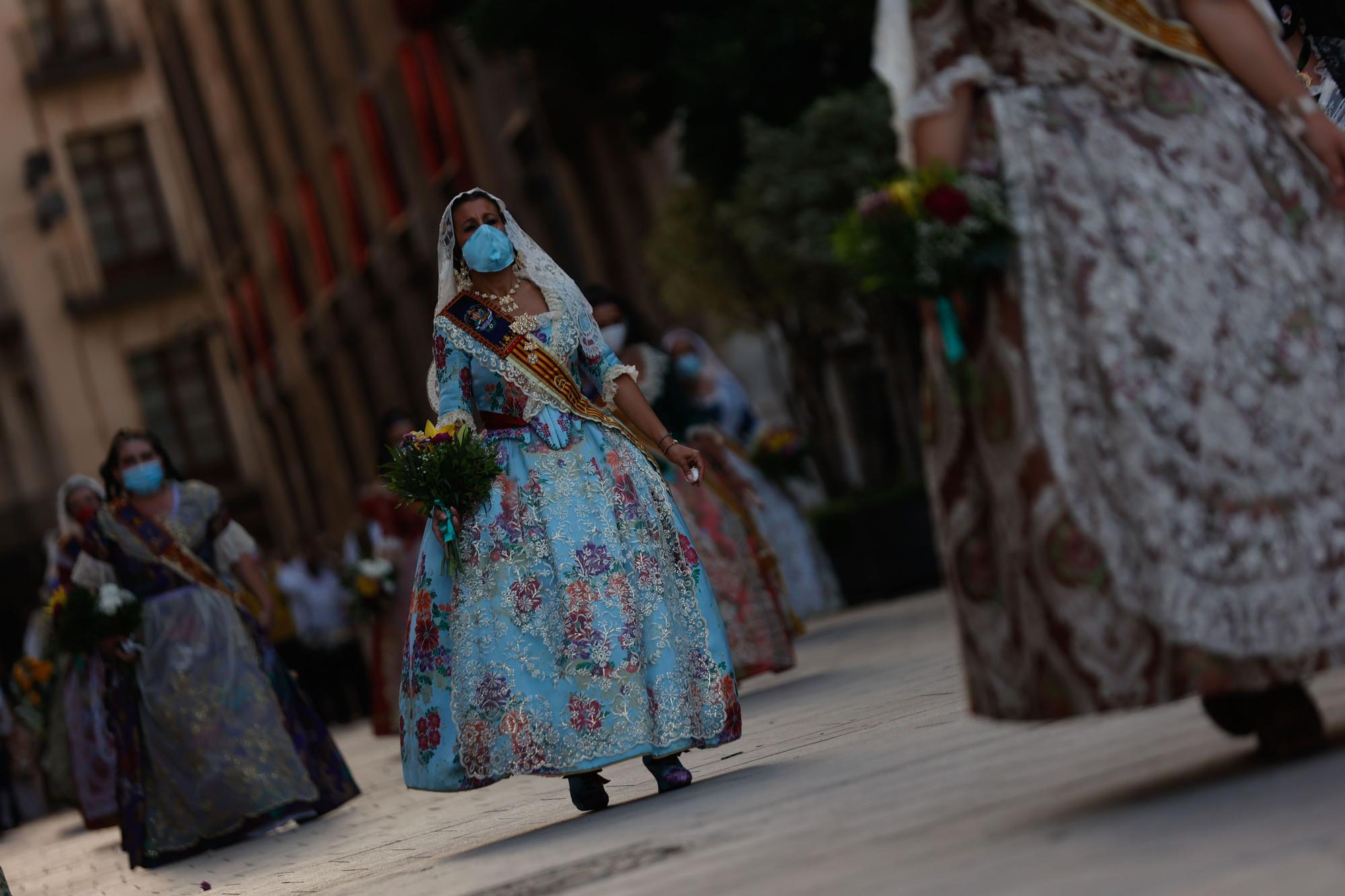 Búscate en el segundo día de Ofrenda por la calle Caballeros (entre las 19.00 y las 20.00 horas)