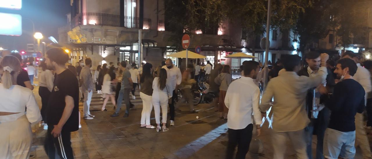 La Policía ha desalojado varios botellones en Palma