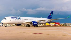 Imagen de archivo de un avión de World2Fly
