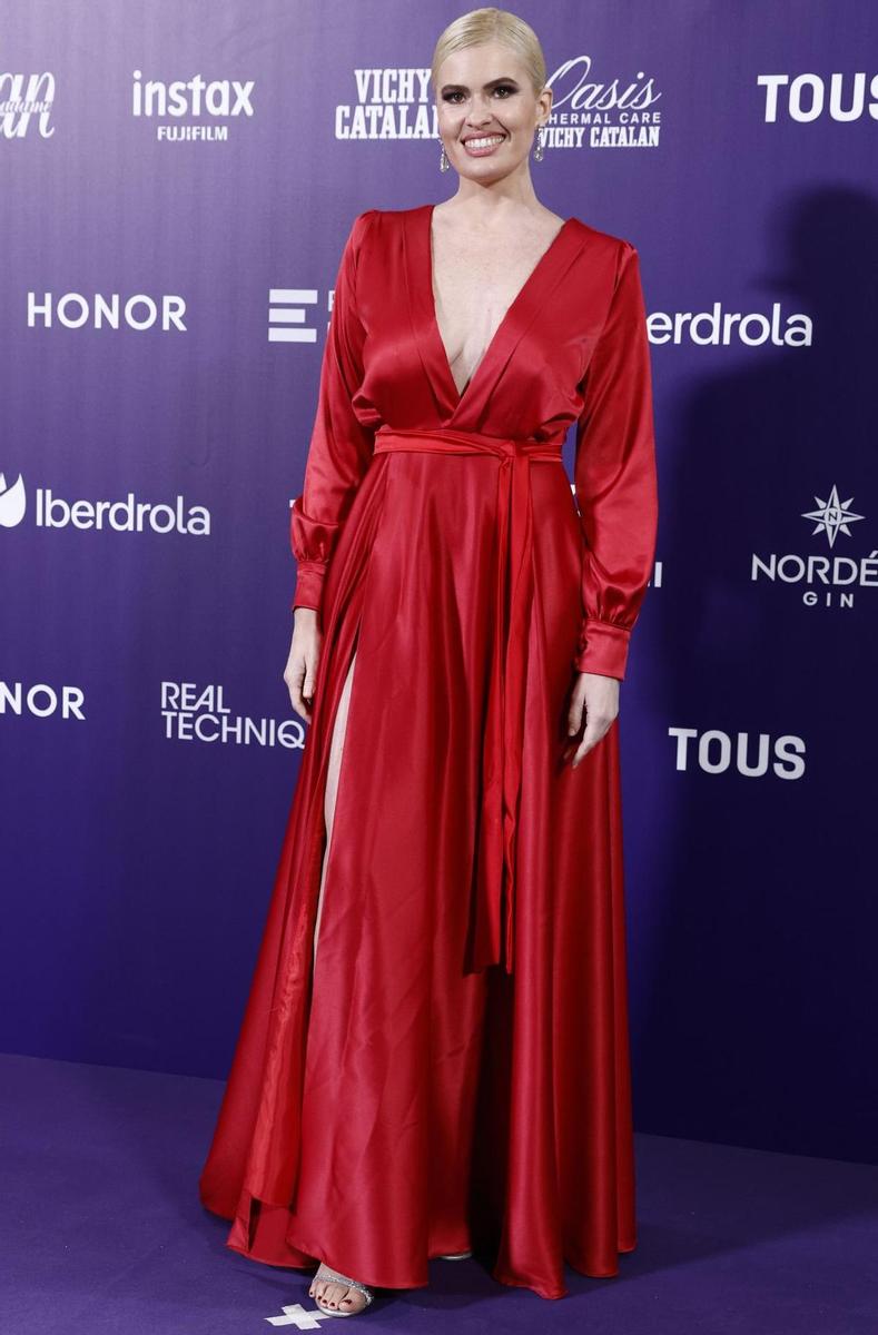 Adriana Abenia en los Premios Woman 2023