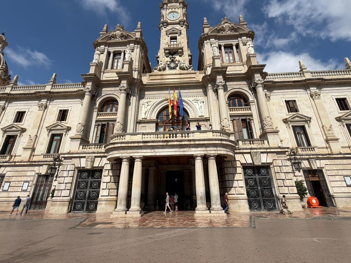El Ayuntamiento de València con ausencia de rererencias a los Gay Games.
