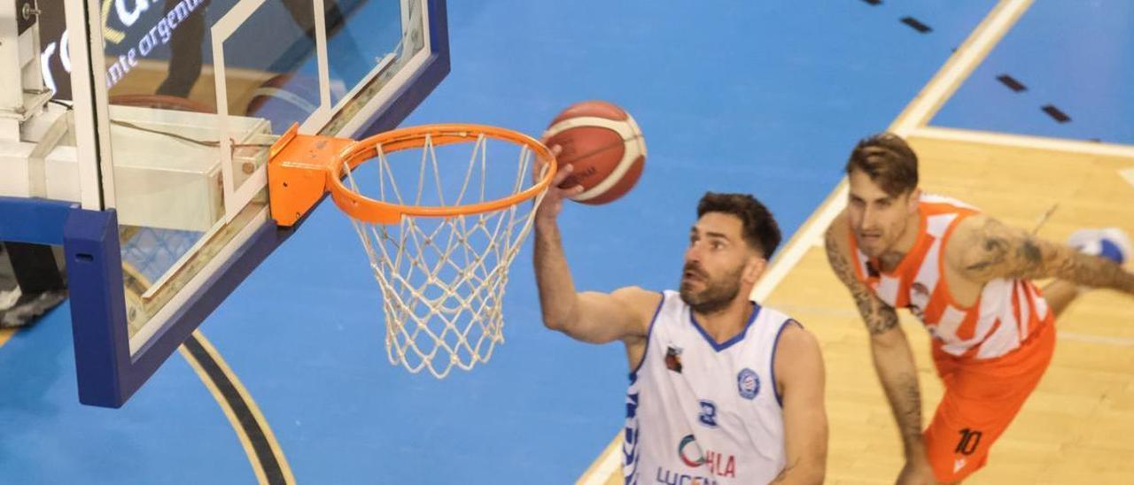 Matulionis en el partido ante el Coruña