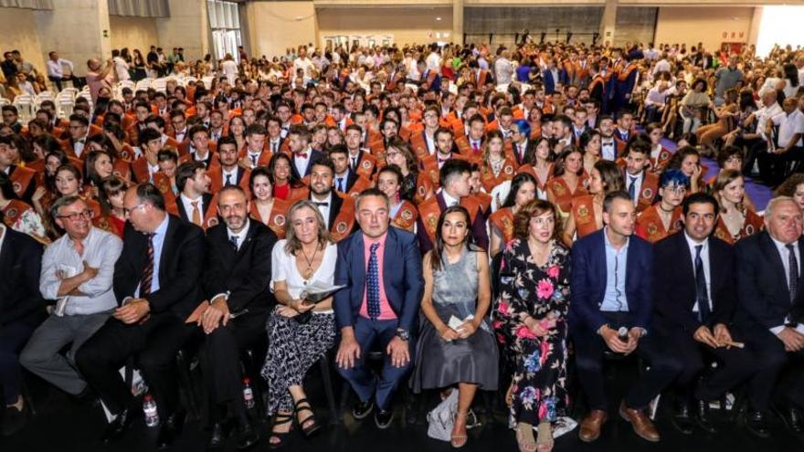 Acto de graduación de los alumnos del campus alcoyano