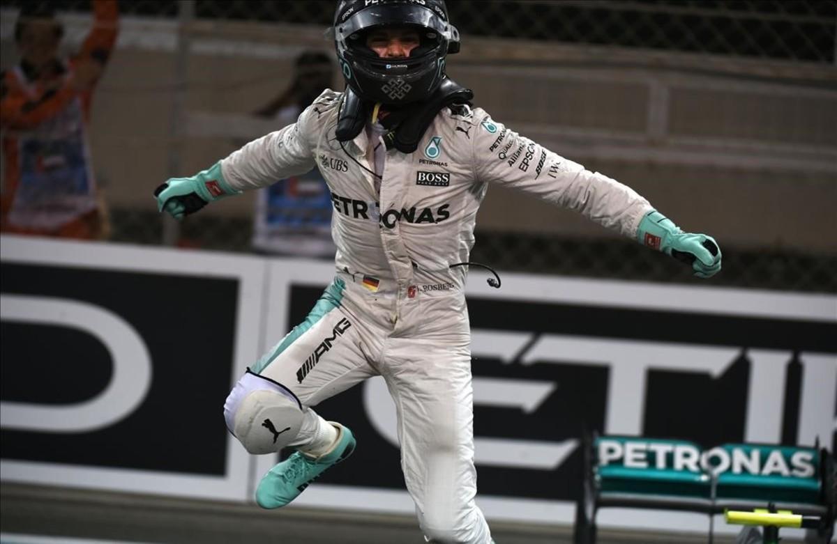 segea36437321 topshot   mercedes amg petronas f1 team s german driver nico161127201630