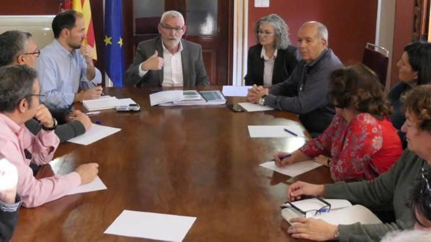 Un momento de la reunión celebrada en el Ayuntamiento de Alboraia.