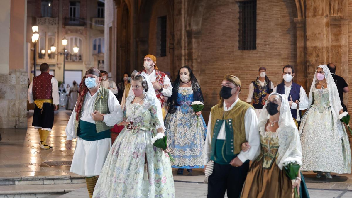 Búscate en el primer día de Ofrenda por las calles del Mar y Avellanas entre las 21:00 y 22:00 horas