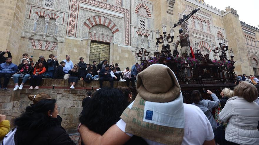 La lluvia le ganó el pulso a la ilusión el Martes Santo en Córdoba