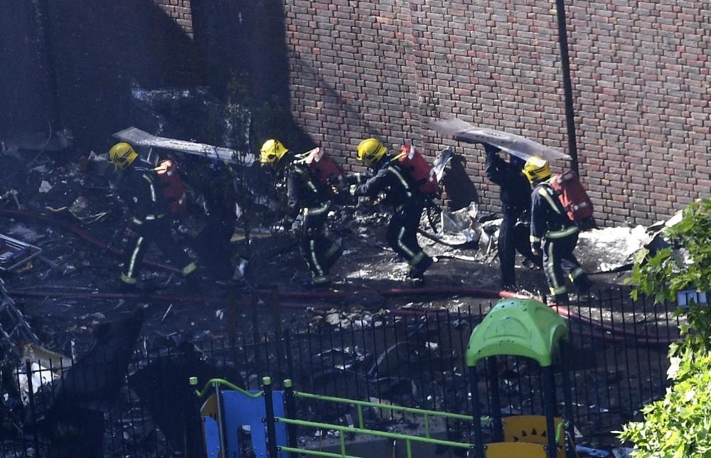 Incendio en un edificio de 24 plantas en Londres