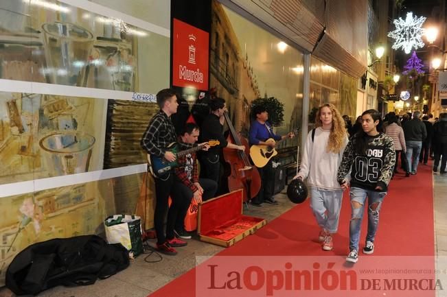 Los comercios conquistan la calle con la Shopping