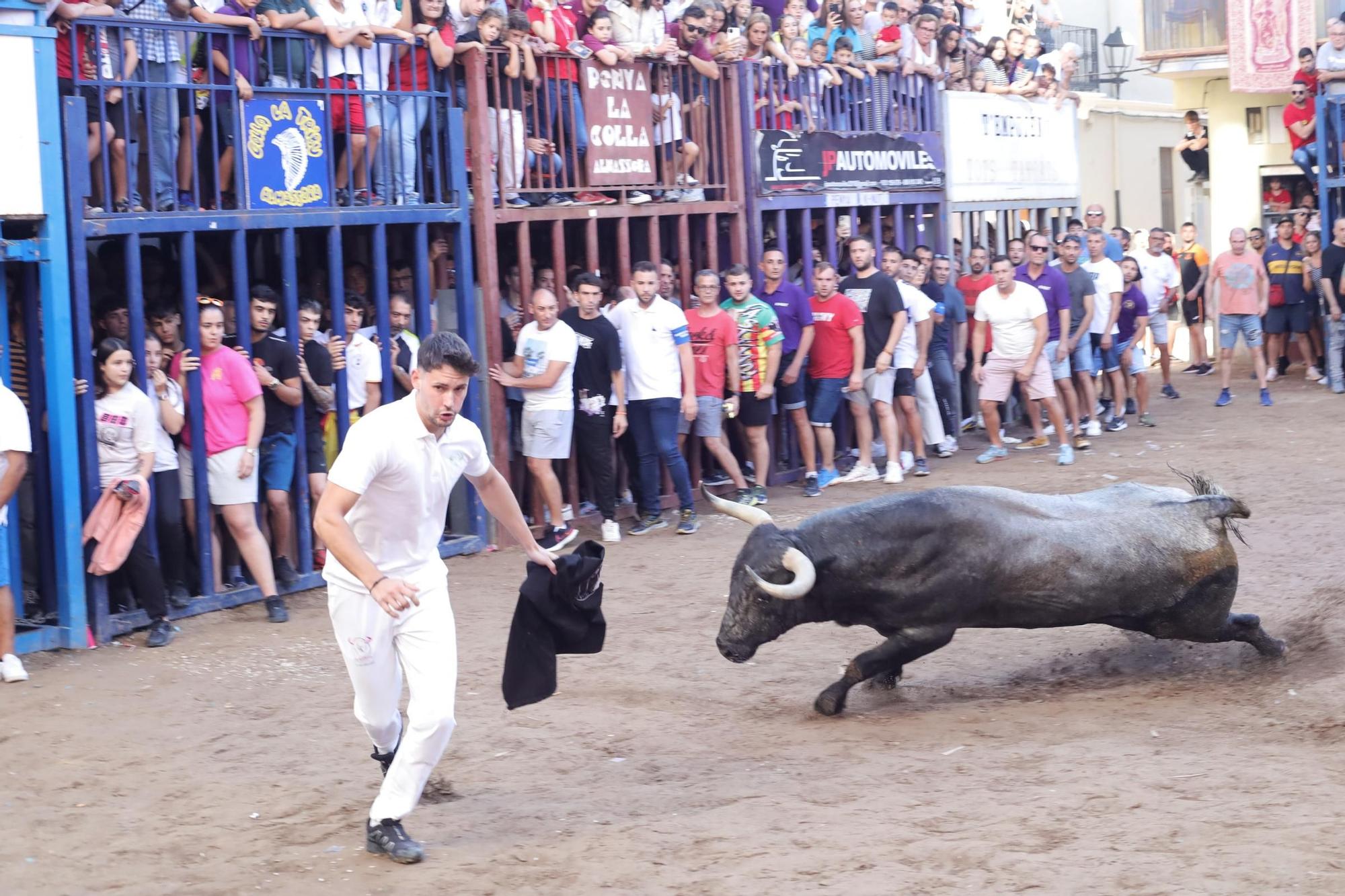 Las mejores fotos de la tarde taurina del lunes de fiestas en Almassora