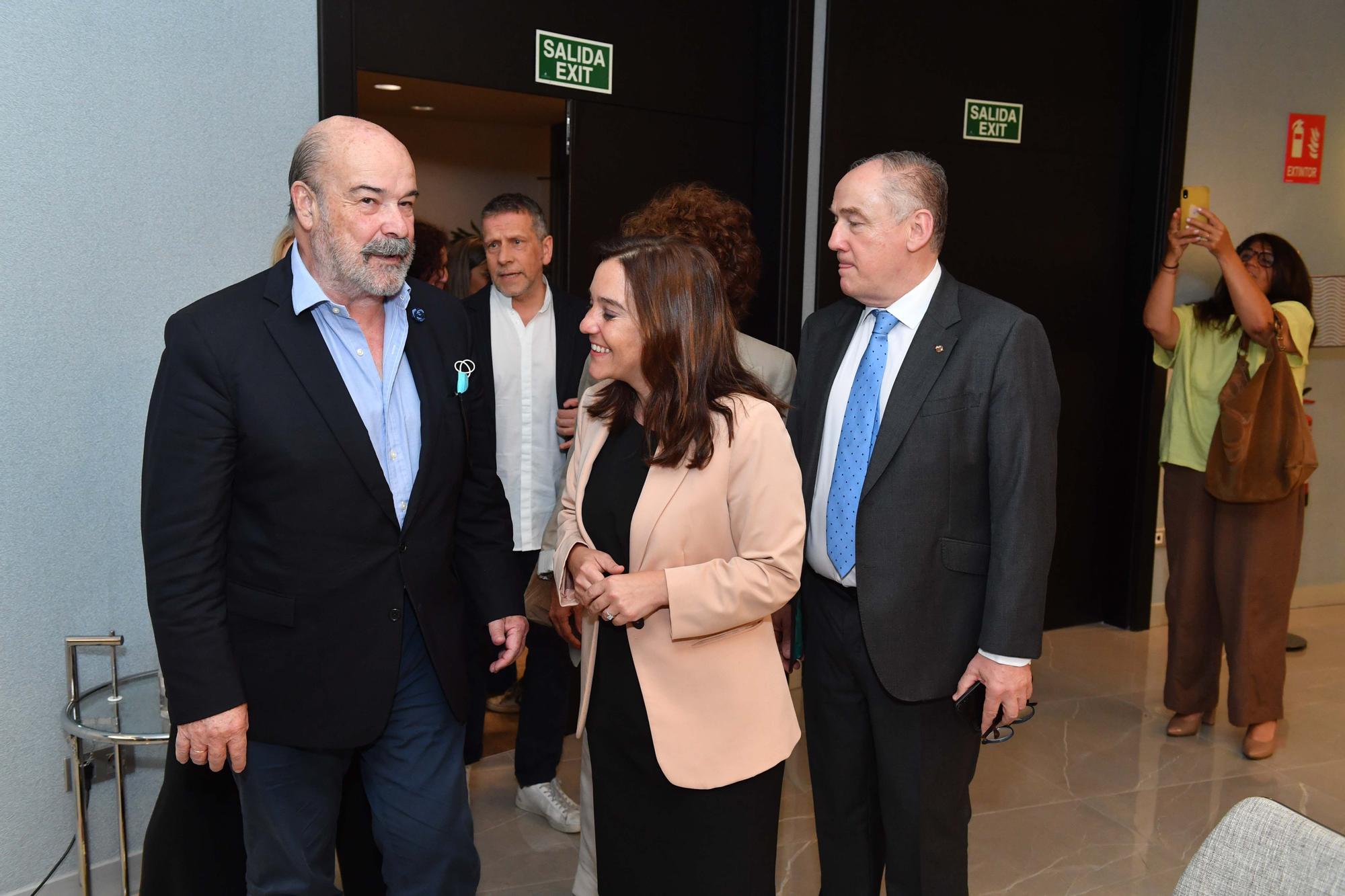 Antonio Resines, premio Honoris Causa de la Fundación Naru