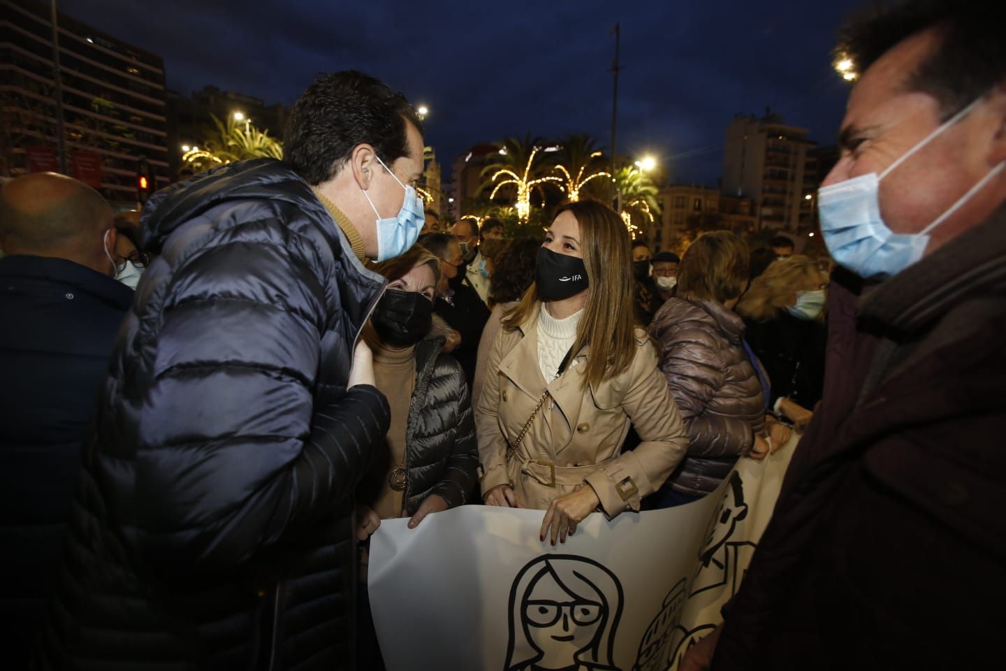 Alicante sale a la calle para exigir al Estado una mayor financiación de la Comunidad Valenciana