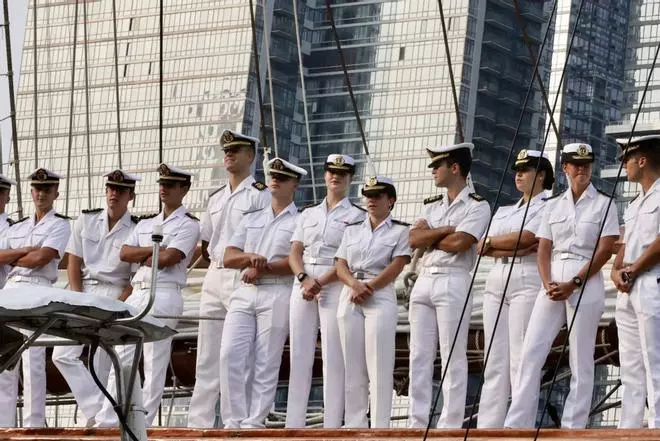 La llegada de la Princesa Leonor a Nueva York, a bordo del buque escuela 'Juan Sebastián Elcano', en imágenes