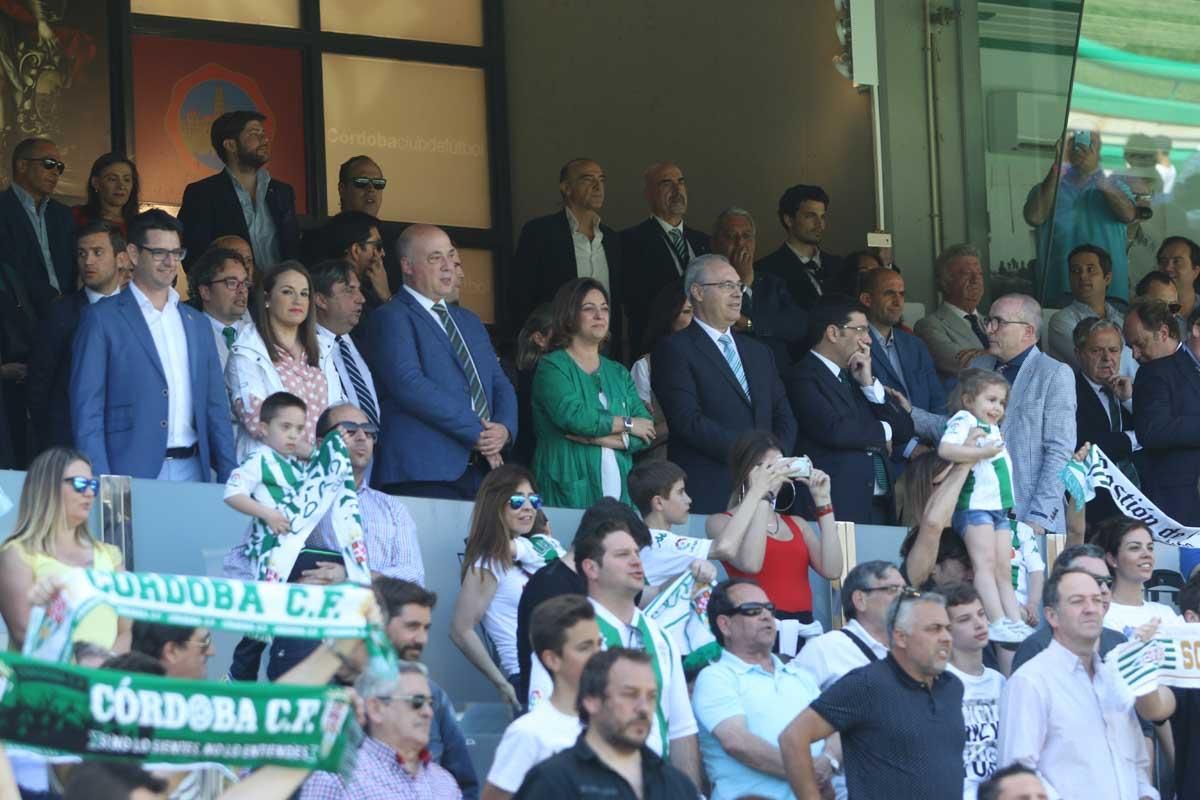 Así vivió la afición la derrota del Córdoba ante el Huesca