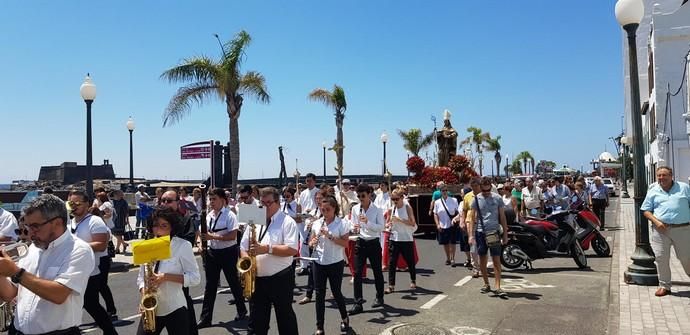 San Ginés, procesión con traca de calor a 30 grados