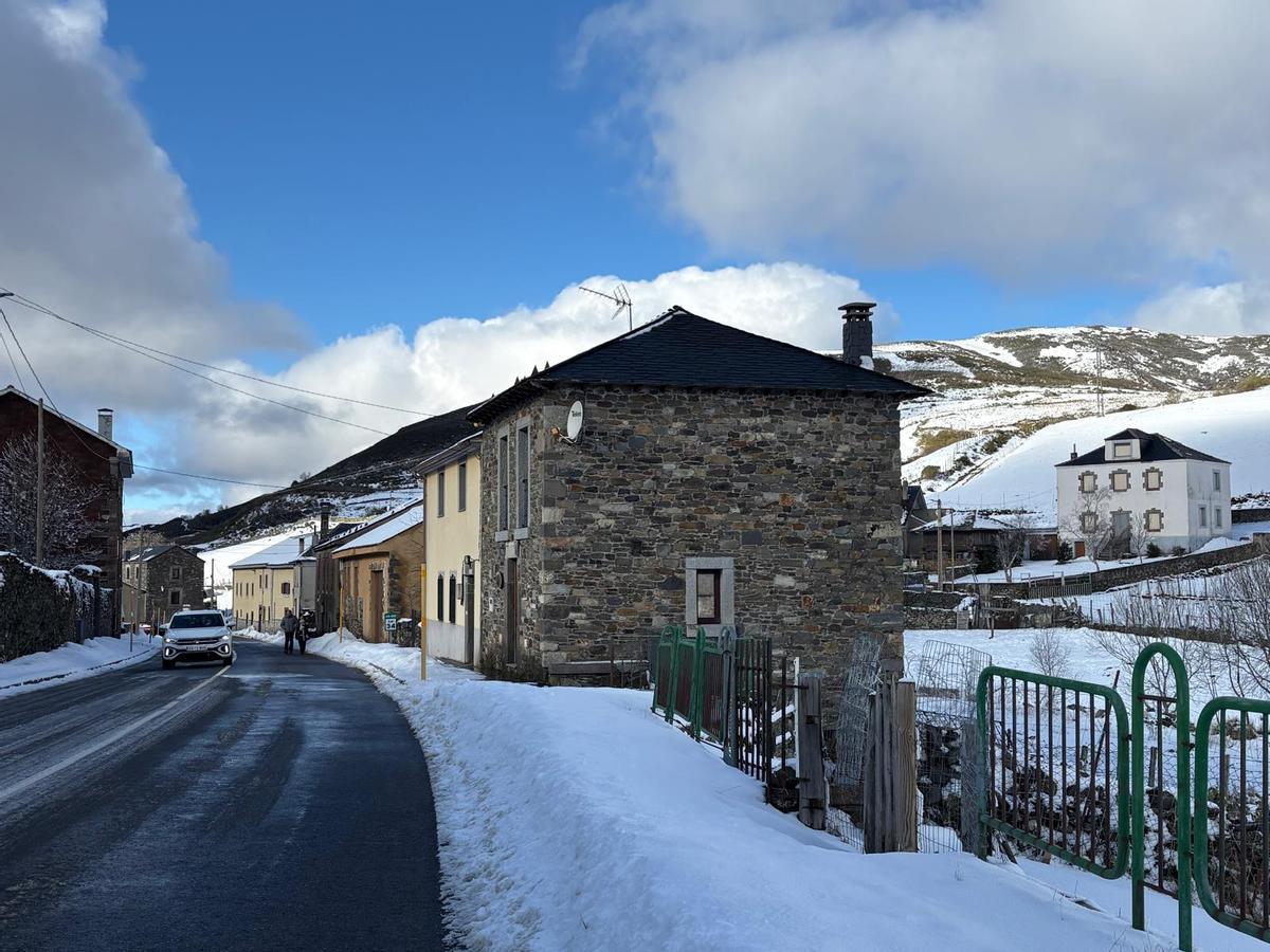 Una jornada de nieve y esquí en Leitariegos