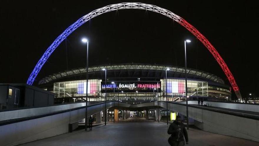 Los atentados de París marcan los partidos de selecciones de fútbol