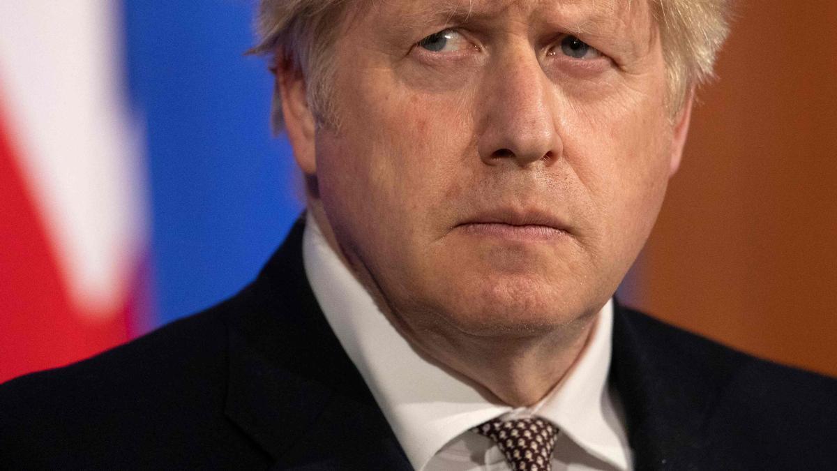 Boris Johnson en una rueda de prensa.