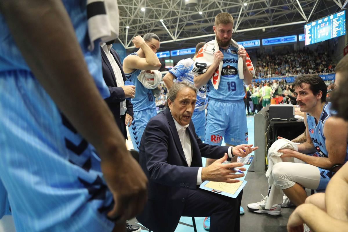 Imágenes del partido entre el Río Breogán - Unicaja de la jornada 14 de la Liga Endesa