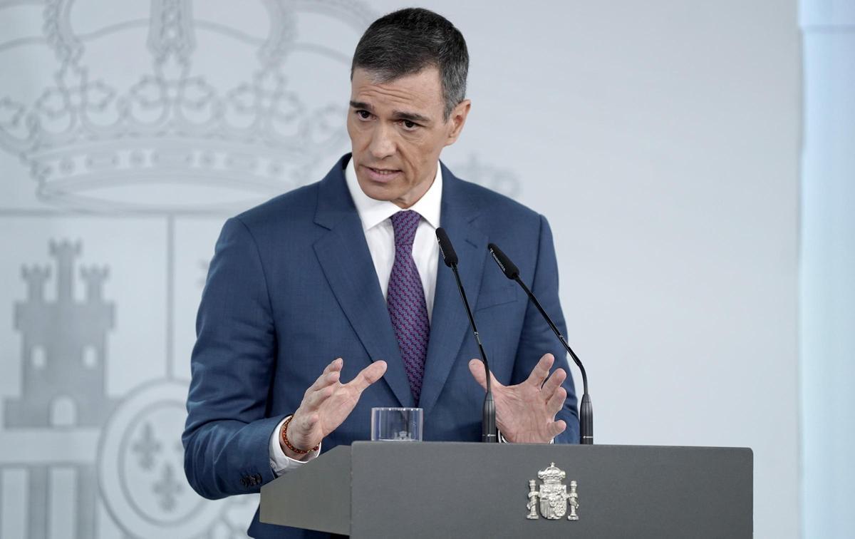 Pedro Sánchez durante su comparecencia para informar sobre el apagón eléctrico.