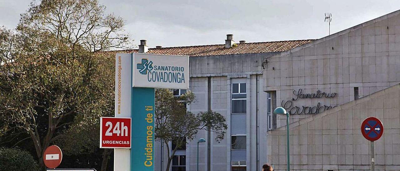 Acceso al Sanatorio Covadonga.