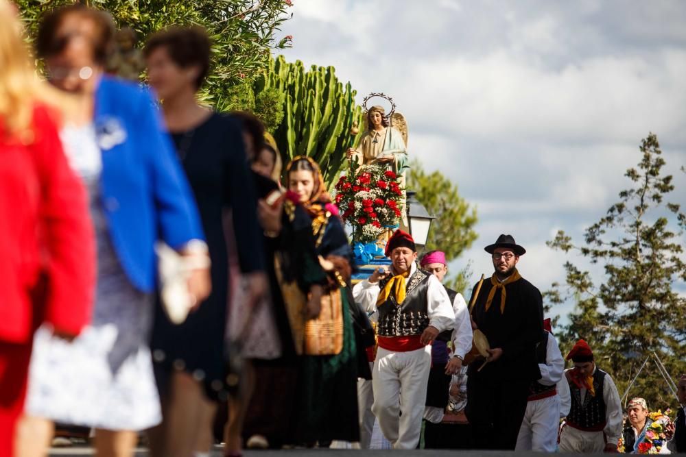 Sant Rafel vivió ayer el día de su patrón fiel a la tradición