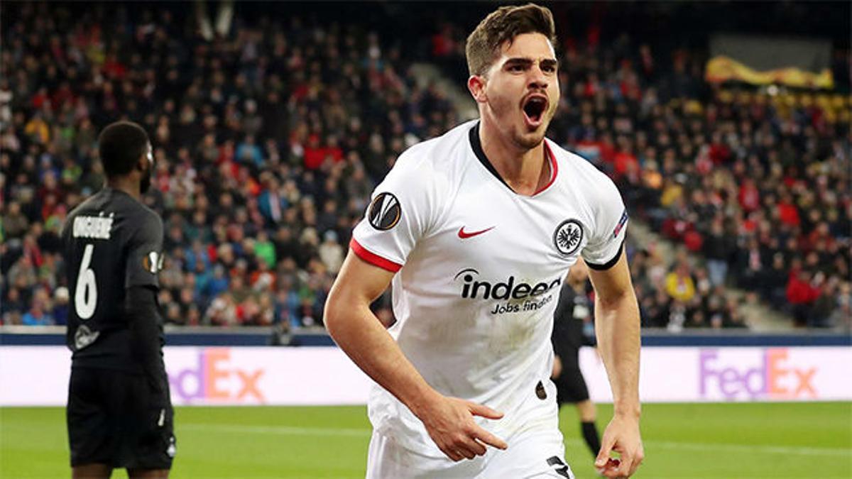 El doblete de André Silva con el que el Eintracht se clasificó para octavos