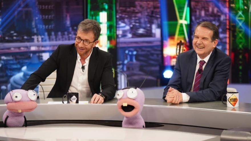 El alcalde le coge gusto al “prime time” televisivo