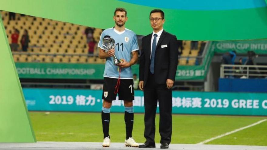 Stuani va ser escollit com el millor jugador de la China Cup