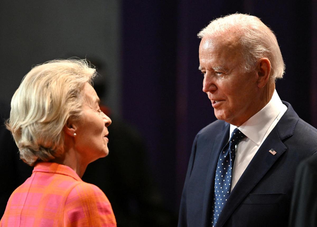 G20-SUMMIT/ Ursula von der Leyen junto a Joe Biden