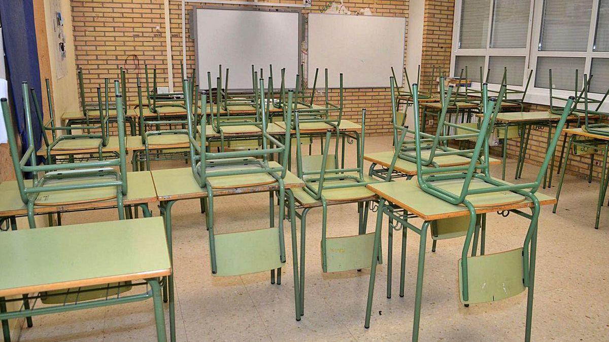 Una clase vacía en un colegio gallego.