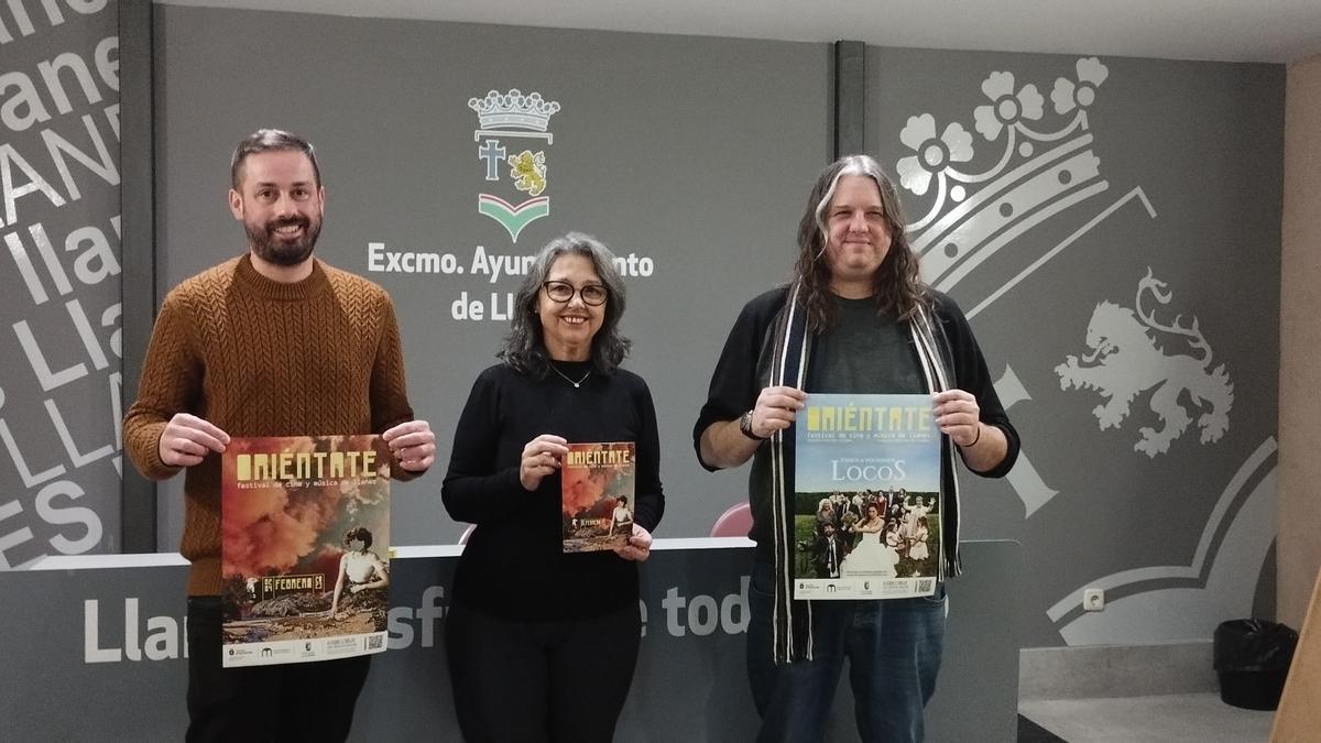 La presentación en el Ayuntamiento de Llanes.