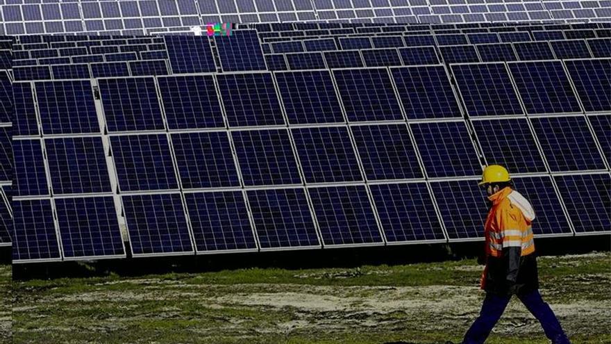 La oposición rechaza el proyecto para instalar una nueva fotovoltaica