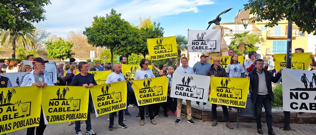 Manifestación contra el segundo cable celebrada en Alcúdia a finales del pasado mes de marzo.