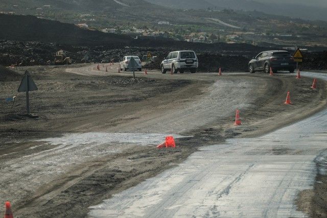 Carreteras por las coladas de lava de La Palma