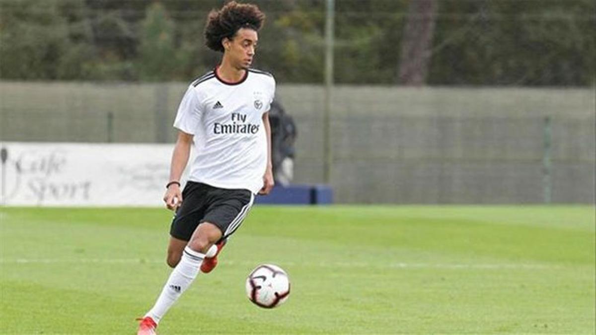 El golazo de Tomás Tavares con el Benfica sub-19