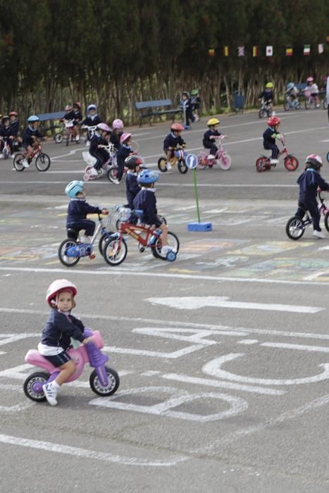 Día de la Bici en el Colegio de las Dominicas