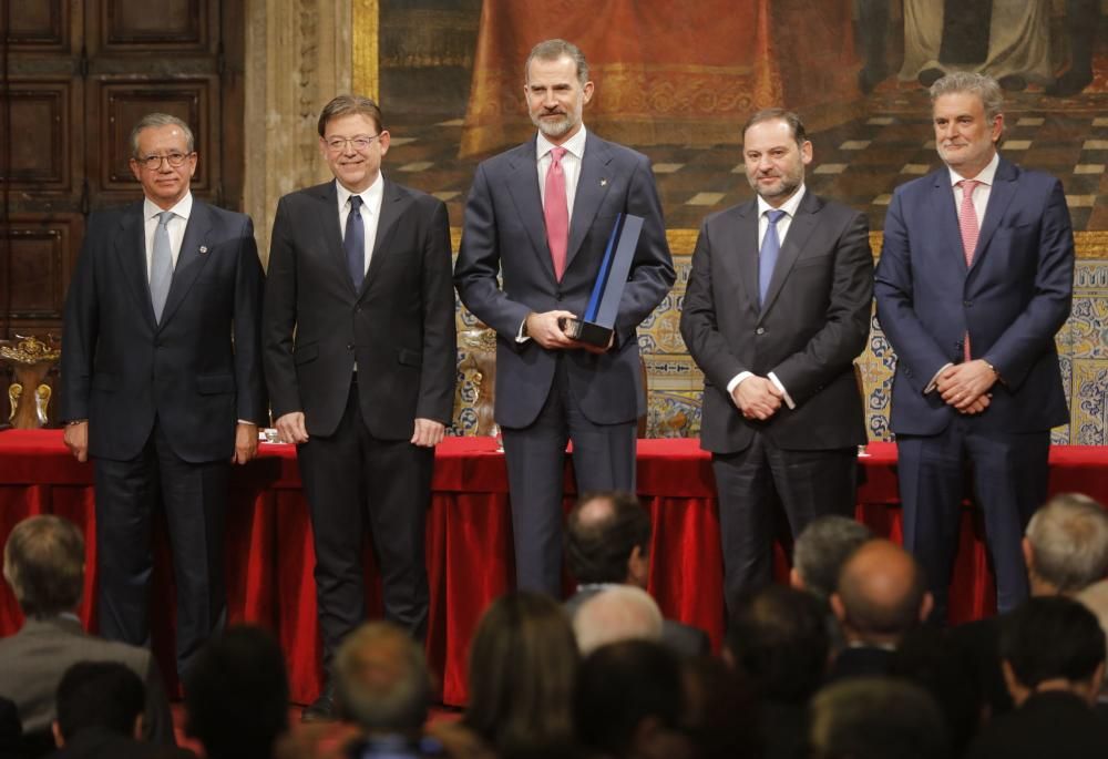 Entrega a Felipe VI del Premio Convivencia Manuel Broseta