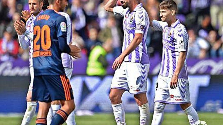 Borja Fernández (centre), un dels implicats en la compra del partit