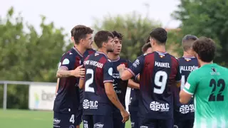 El Extremadura arrasa en Santa Marta (0-8)