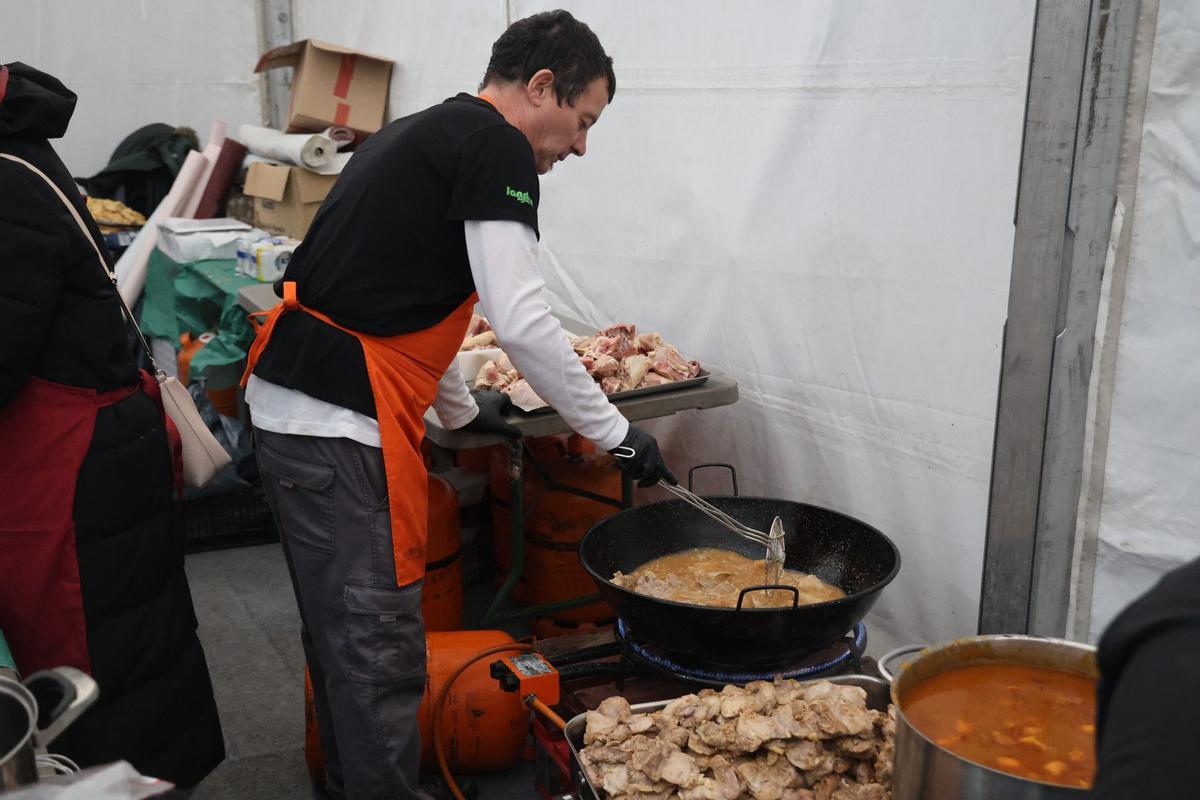 Chocolatada y regalos en la Navidad más solidaria de Santiago