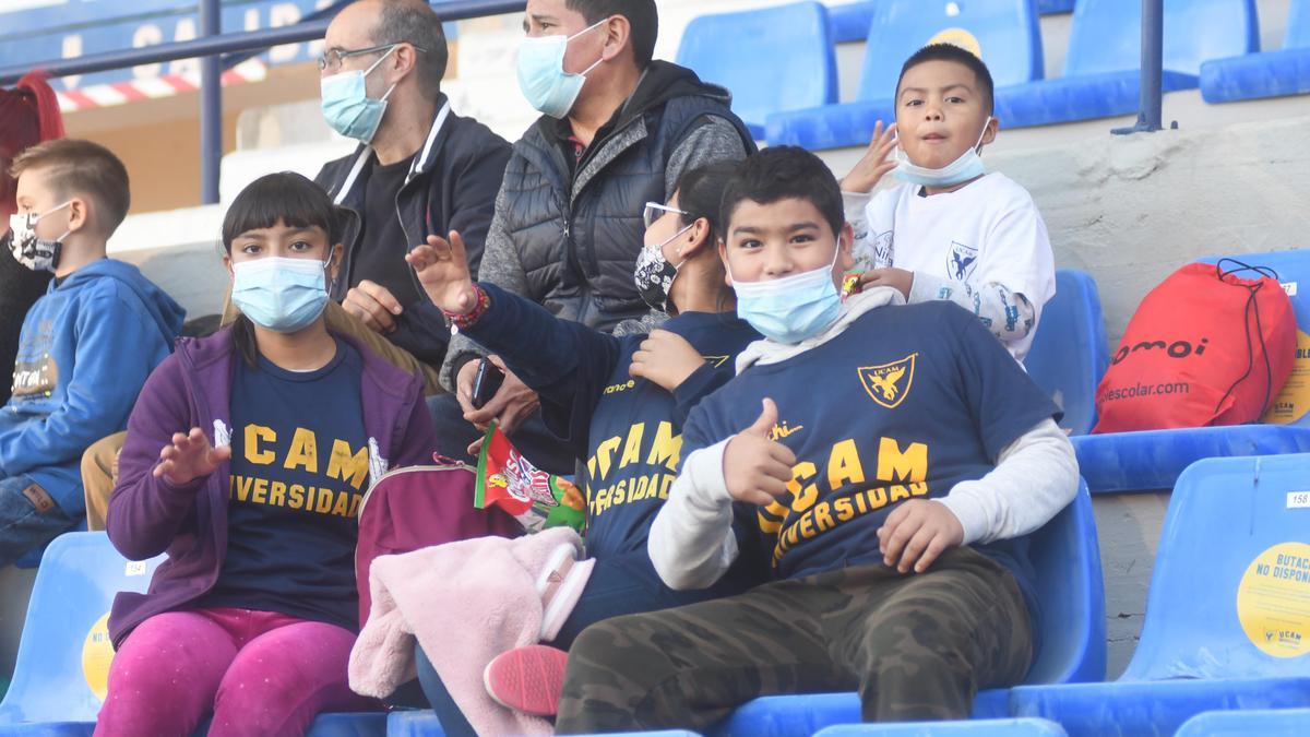 El UCAM invita a los menores de 18 a os a ver gratis el partido