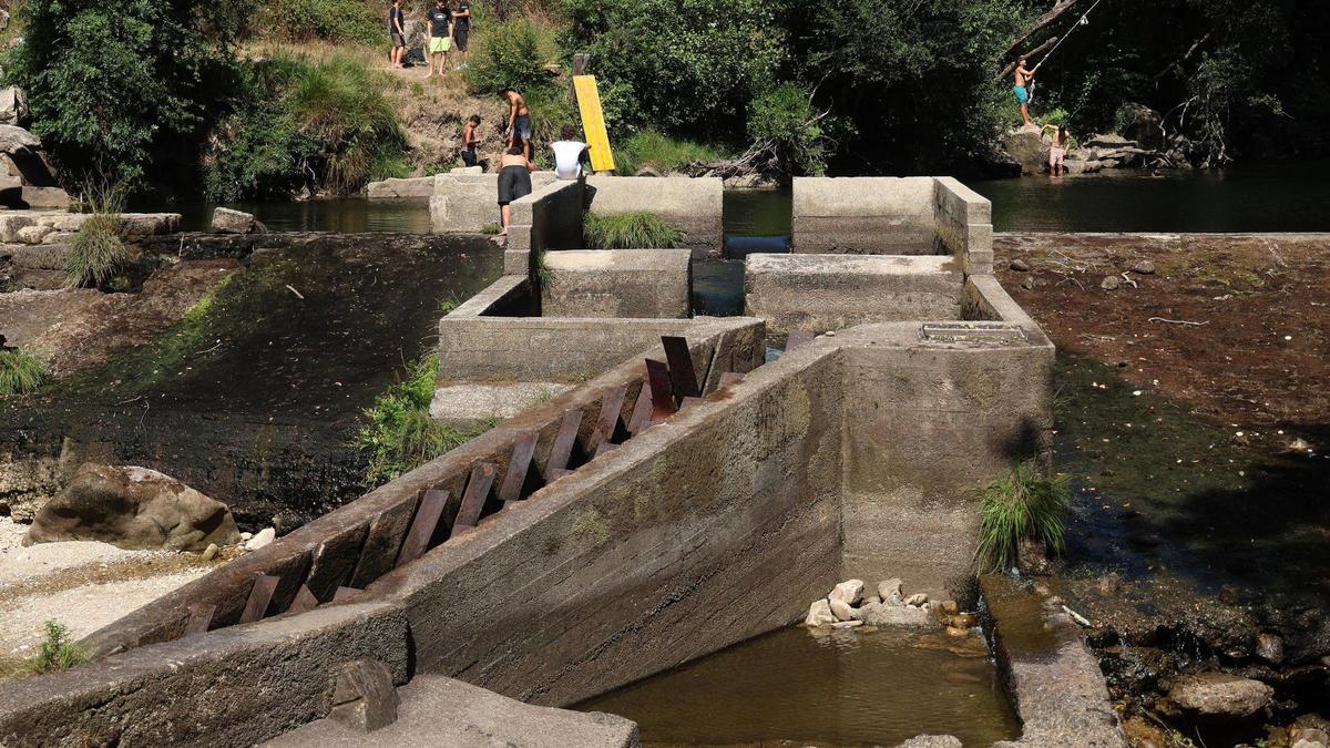 Nivel del río Lérez a la altura de la presa de Monte Porreiro.