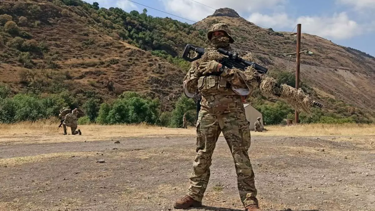 Armenia y Azerbaiyán cruzan acusaciones tras un intercambio de disparos en la frontera